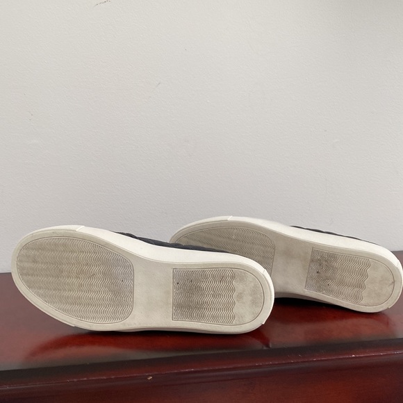 Steve Madden Ecentrcq slip on sneaker size 7B - Picture 2 of 6